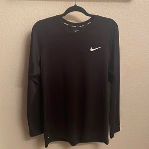 Nike long sleeve shirt